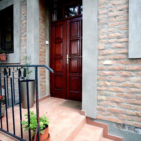 Studio Hram 2 Beograd Ngoại thất bức ảnh