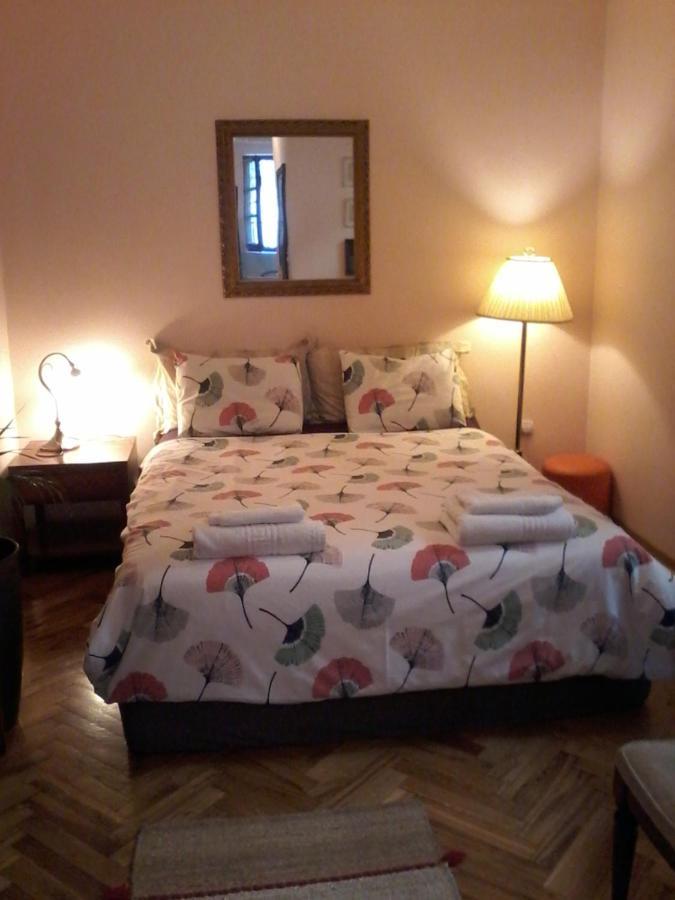 Studio Hram 2 Beograd Ngoại thất bức ảnh