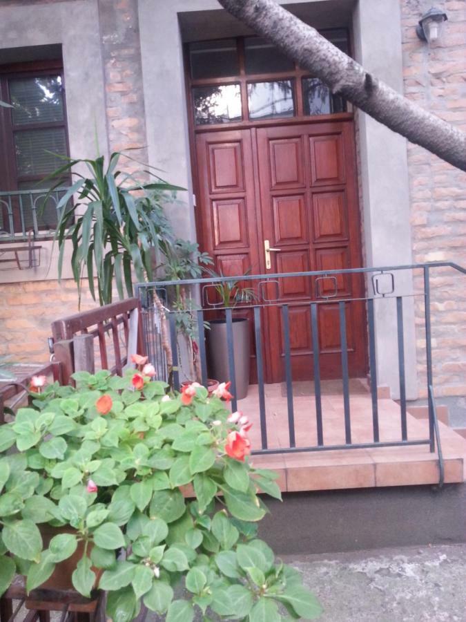 Studio Hram 2 Beograd Ngoại thất bức ảnh